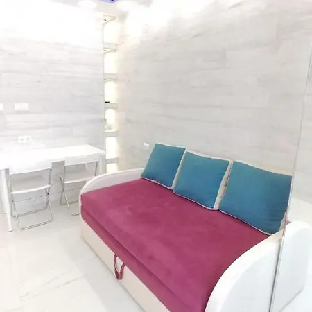 1К: Центральное Жилье у Метро Шулявская Apartment Kyiv Exterior photo