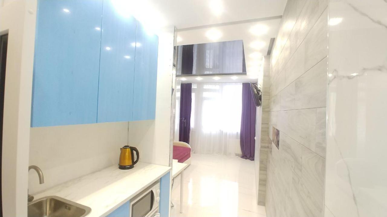Apartment 1к: центральное жилье у метро шулявская Kyiv