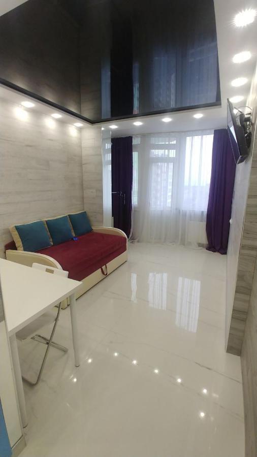 1к: центральное жилье у метро шулявская Apartment *