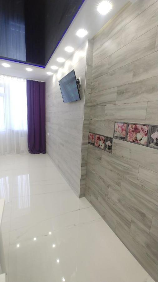 1к: центральное жилье у метро шулявская Apartment